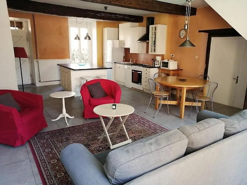 Holiday home Maison Pour 2 Personnes L'Isle-en-Dodon